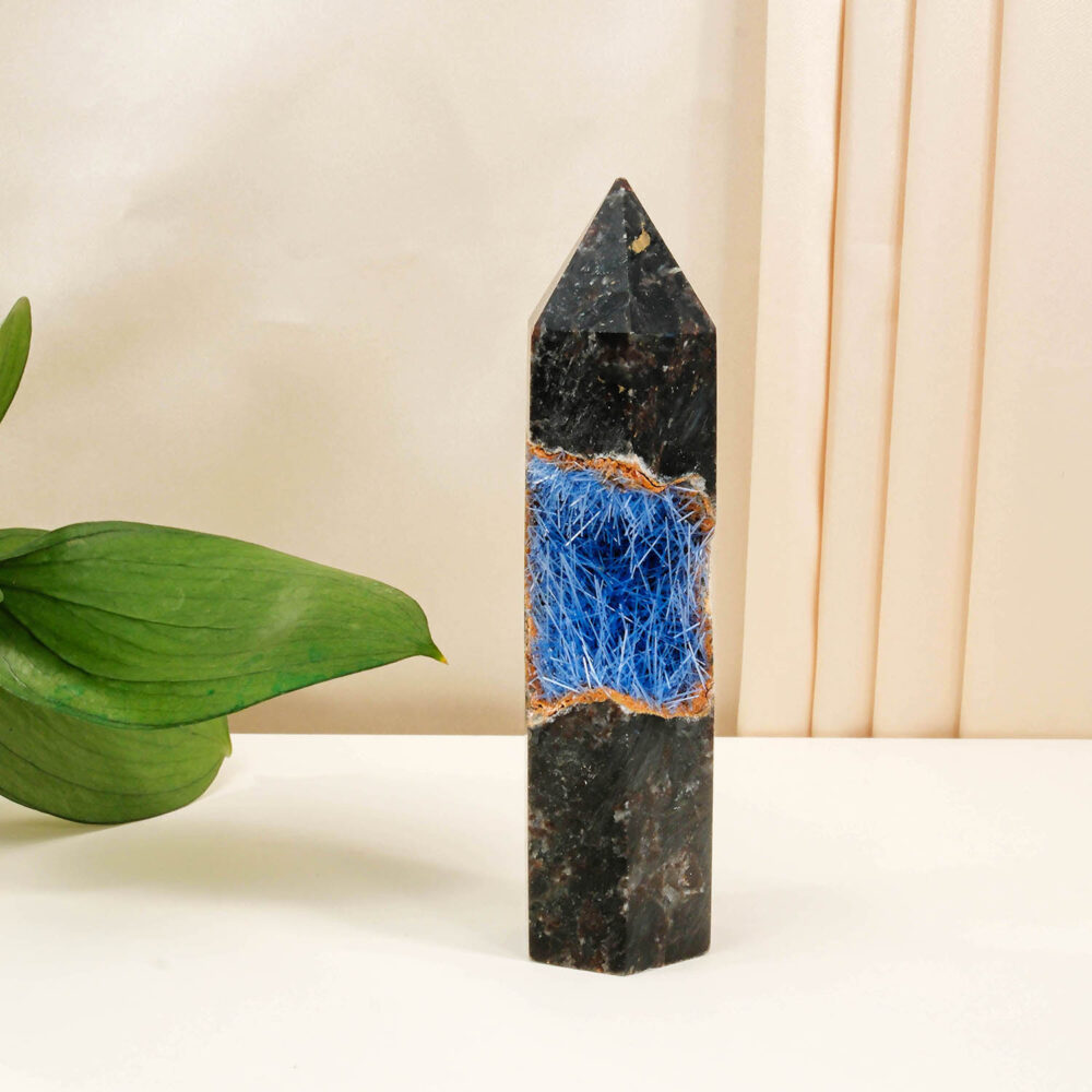 Mavi İğneli Kuvars Oluşumlu Yooperlite Doğal Taş Obelisk
