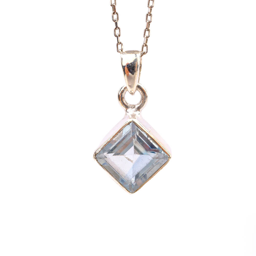 blue-topaz-bayan-kolye-konya-dogal-tas-evi3-3