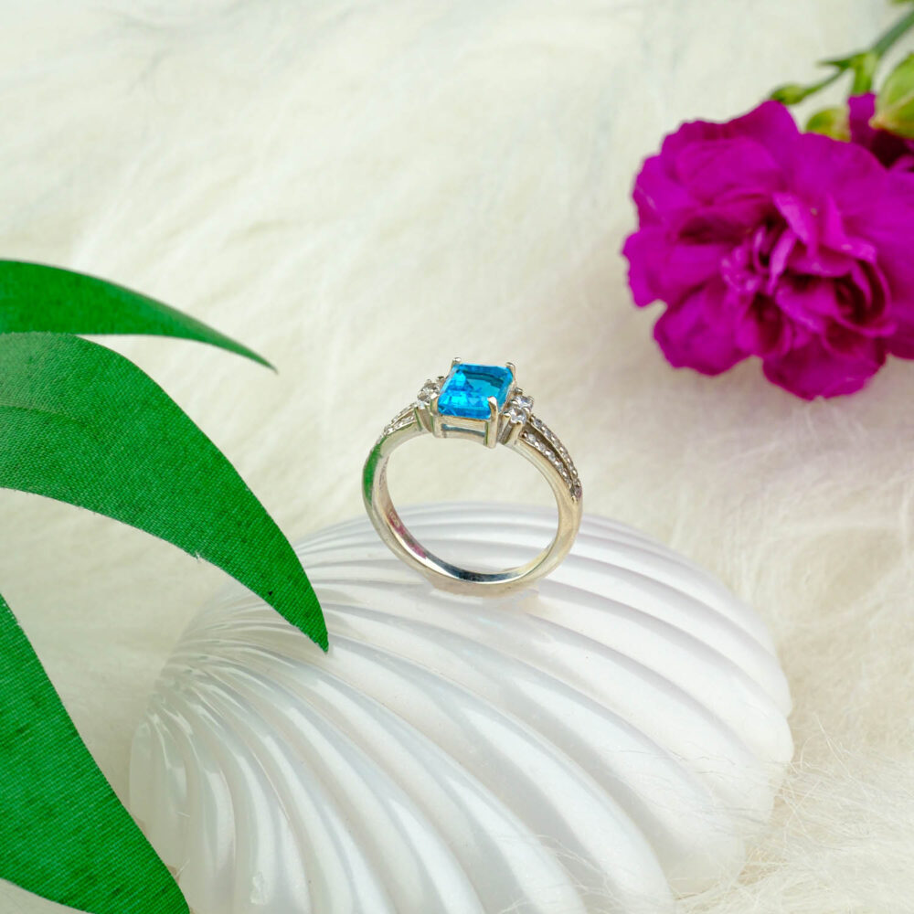 Blue Topaz Doğal Taş Gümüş Bayan Yüzük
