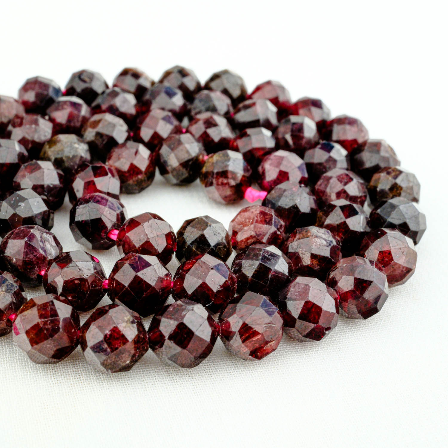 6 mm faset Garnet dizi