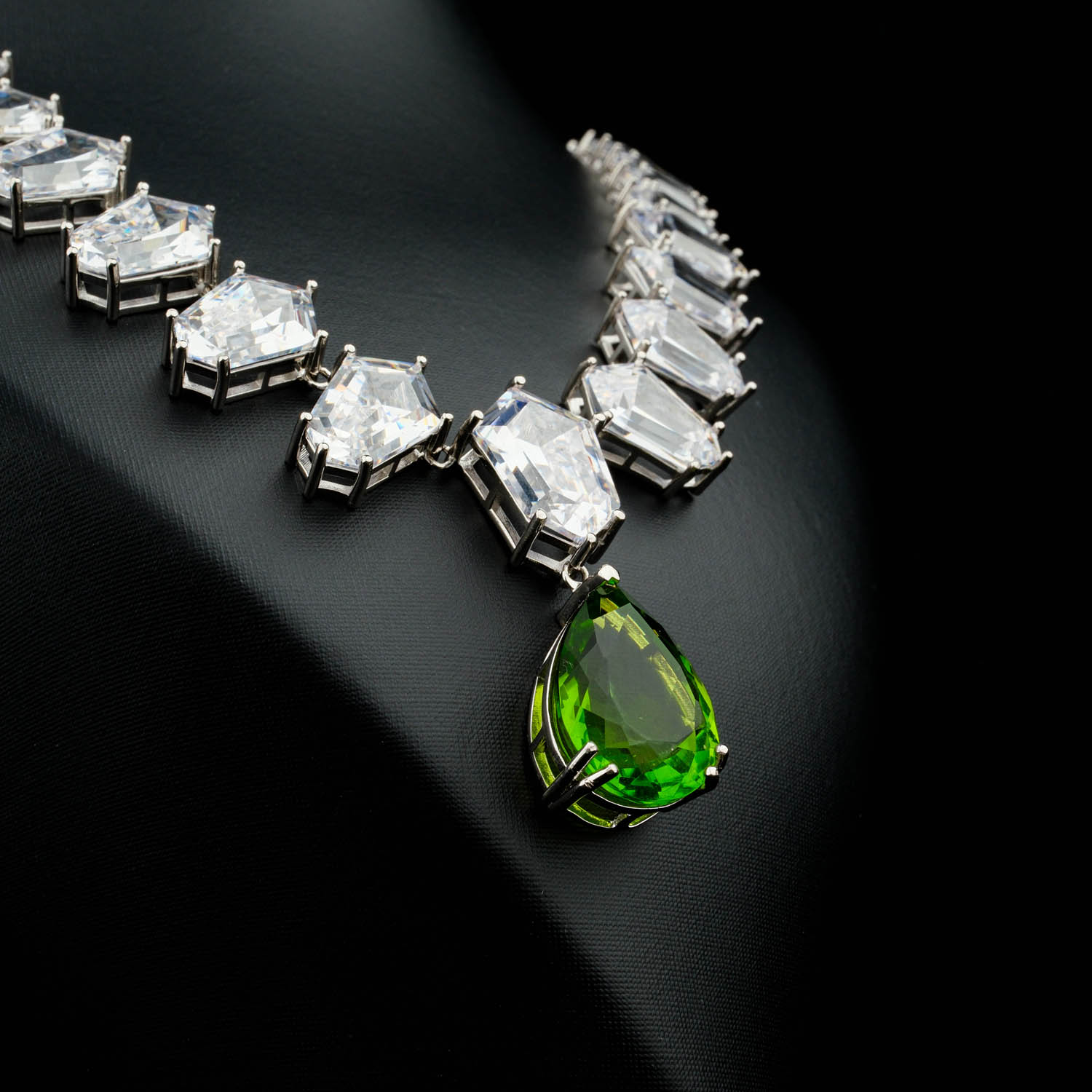 Swarovski taş süslemeli Gerdanlık1-5
