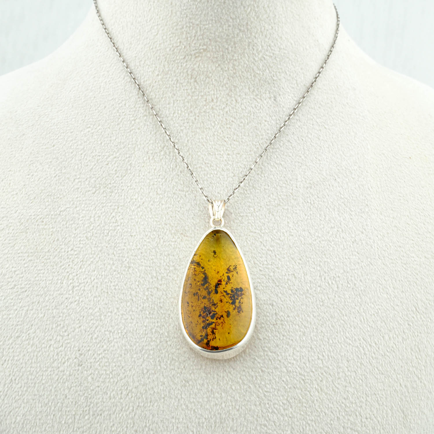 konya-doğal-taş-evi-kehribar-kolye-4-1