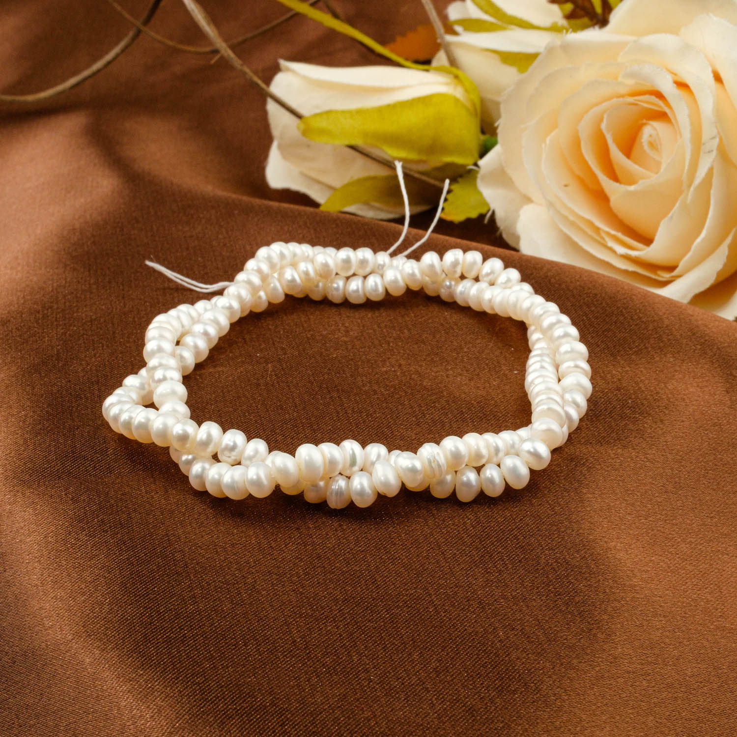 konya-dogal-tas-evi-sekilsiz-rondel-havuz-inci-dogal-tas-dizi-4mm