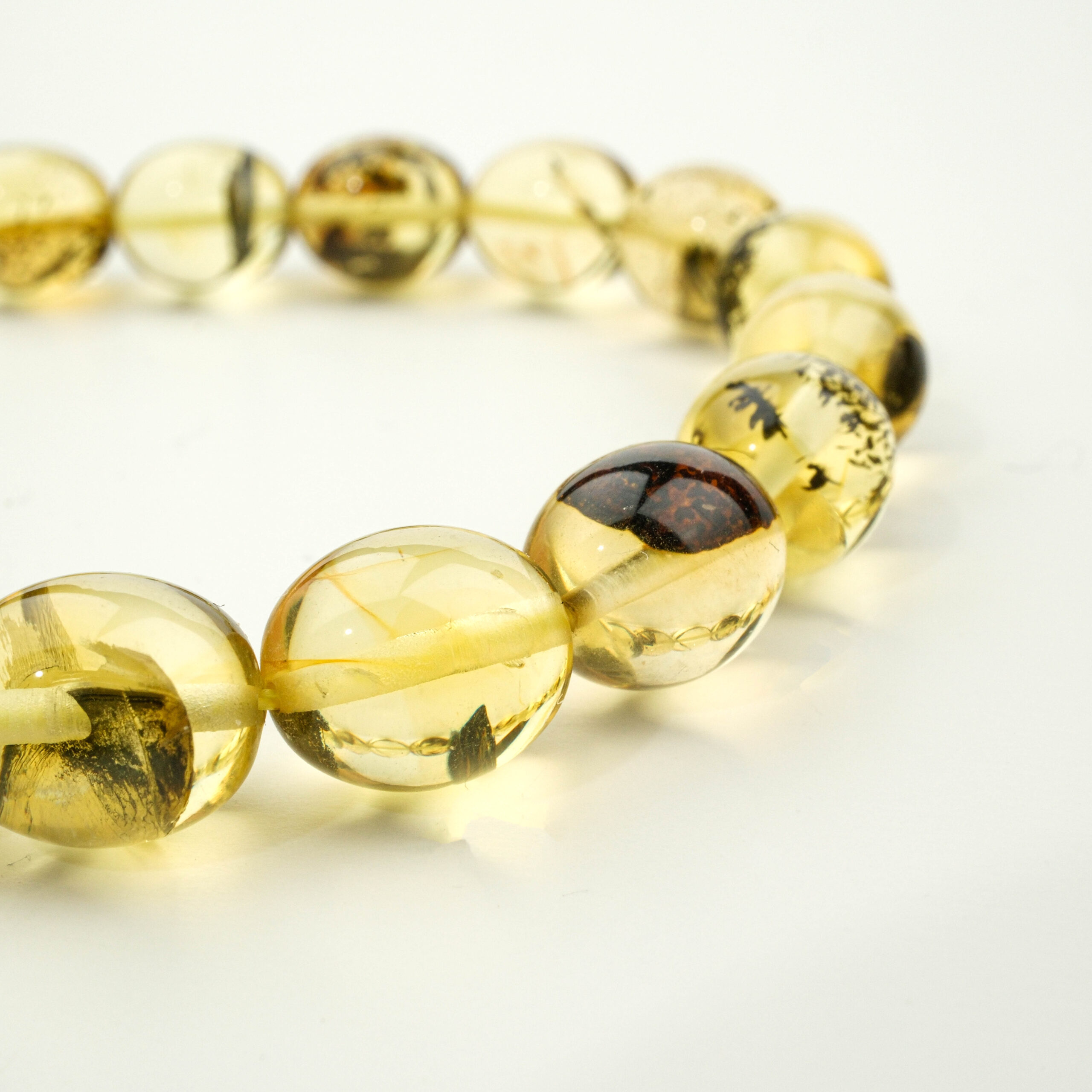 konya-dogal-tas-evi-925-gumus-islemeli-kehribar-tesbih-7-5x9mm