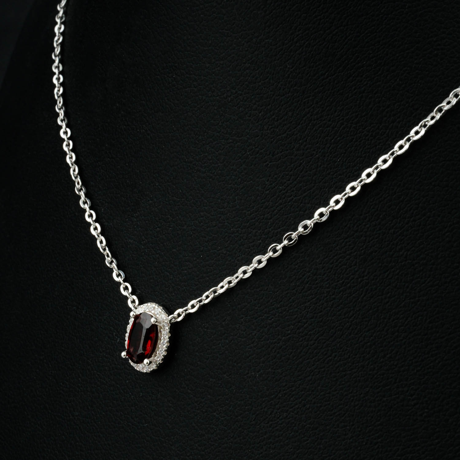 konya-dogal-tas-evi-kirmizi-garnet-kolye-dogal-tas-925-gumus