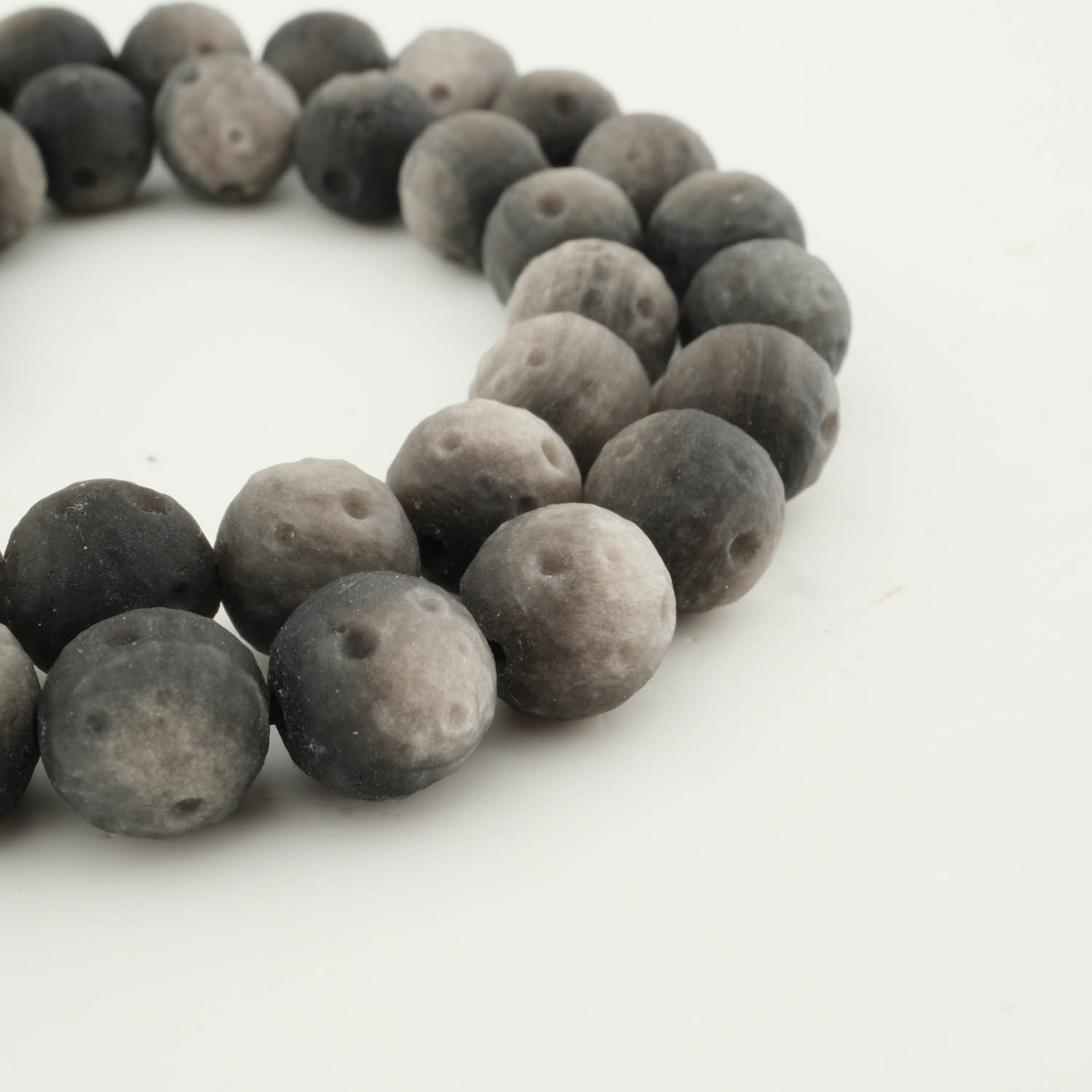 konya-dogal-tas-evi-8-9mm-silver-parlak-obsidyen-dogaltas-dizi