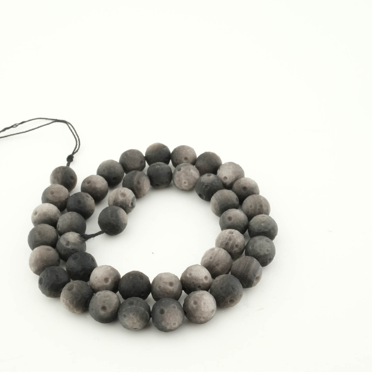 konya-dogal-tas-evi-ozel-silver-obsidyen-dizi-dogal-tas-8-9mm
