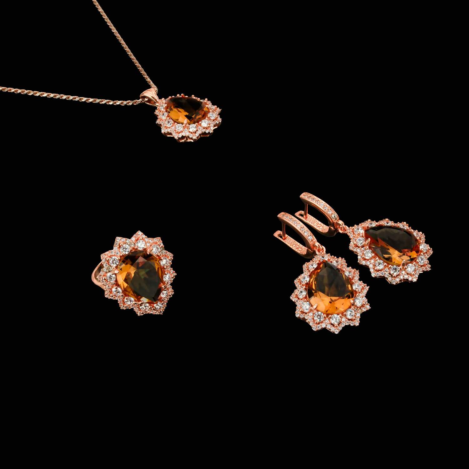 konya-dogaltas-evi-dogal-tas-zultanite-tasli-925-ayar-gumus-rose-kaplama-ozel-bayan-set