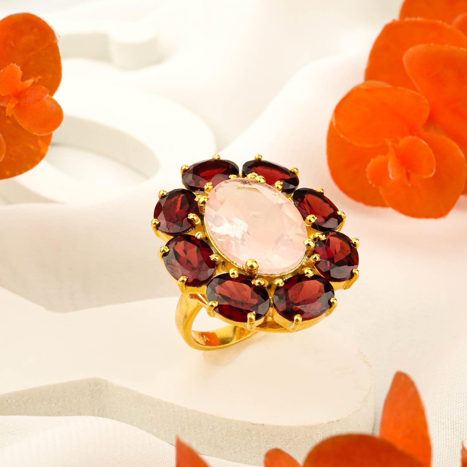 konya-dogaltas-evi-pembe-kuvars-ve-garnet-tasi-925-ayar-gumus-gold-kaplama-bayan-yuzuk