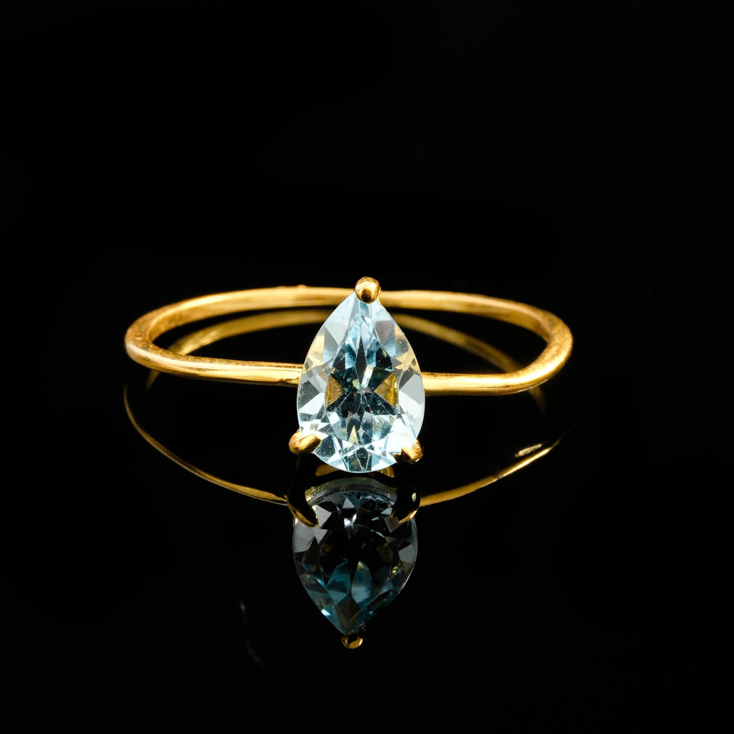 konya-dogaltas-evi-luks-blue-topaz-tasi-925-ayar-gumus-ozel-tasarim-bayan-yuzuk