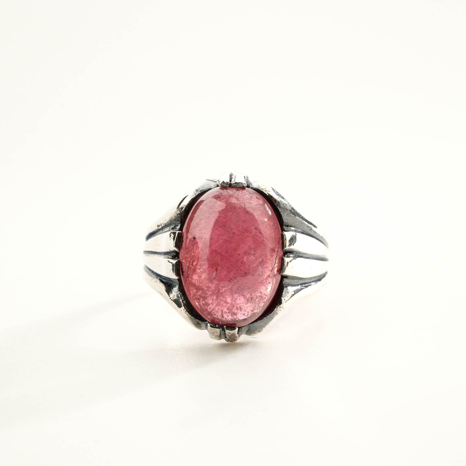 konya-dogaltas-evi-ozel-tasarim-pembe-turmalin-tasi-925-ayar-gumus-el-isciligi-sik-unisex-yuzuk