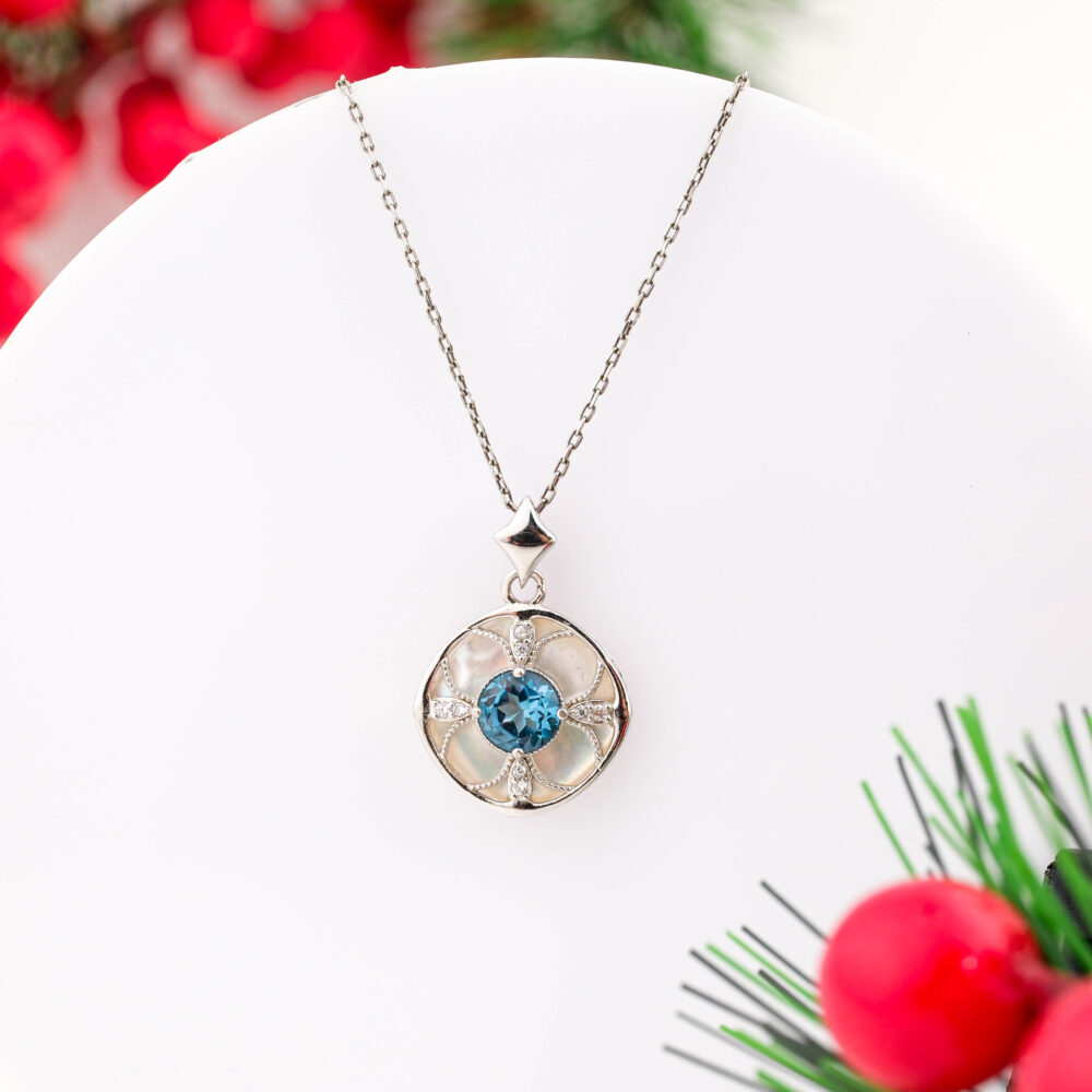 Orijinal Blue Topaz, Sedef ve Swarovski Taşı 925 Ayar Gümüş Tasarımlı Bayan Kolye