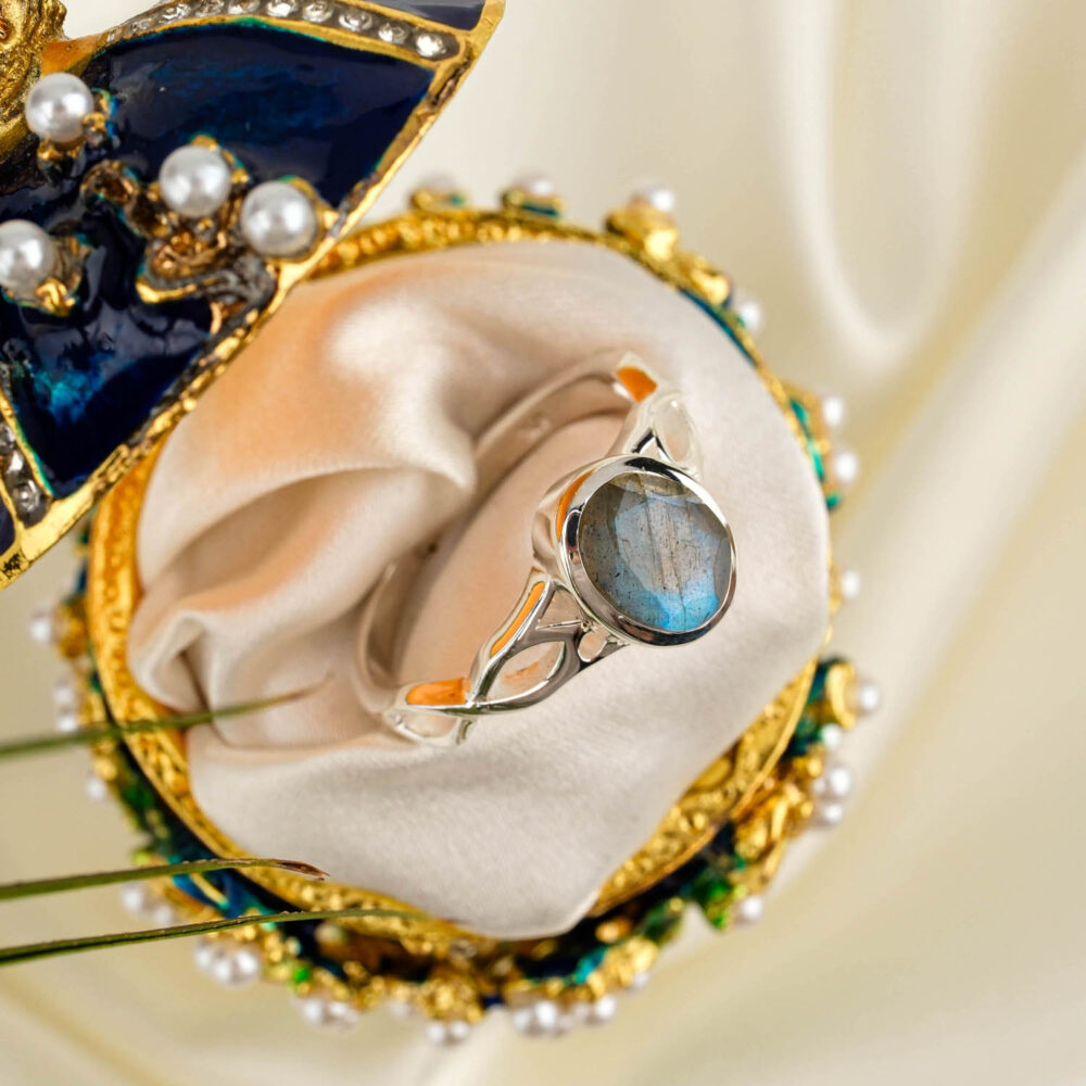 Labradorit Taşı 925 Ayar Gümüş Tasarım Bayan Yüzük