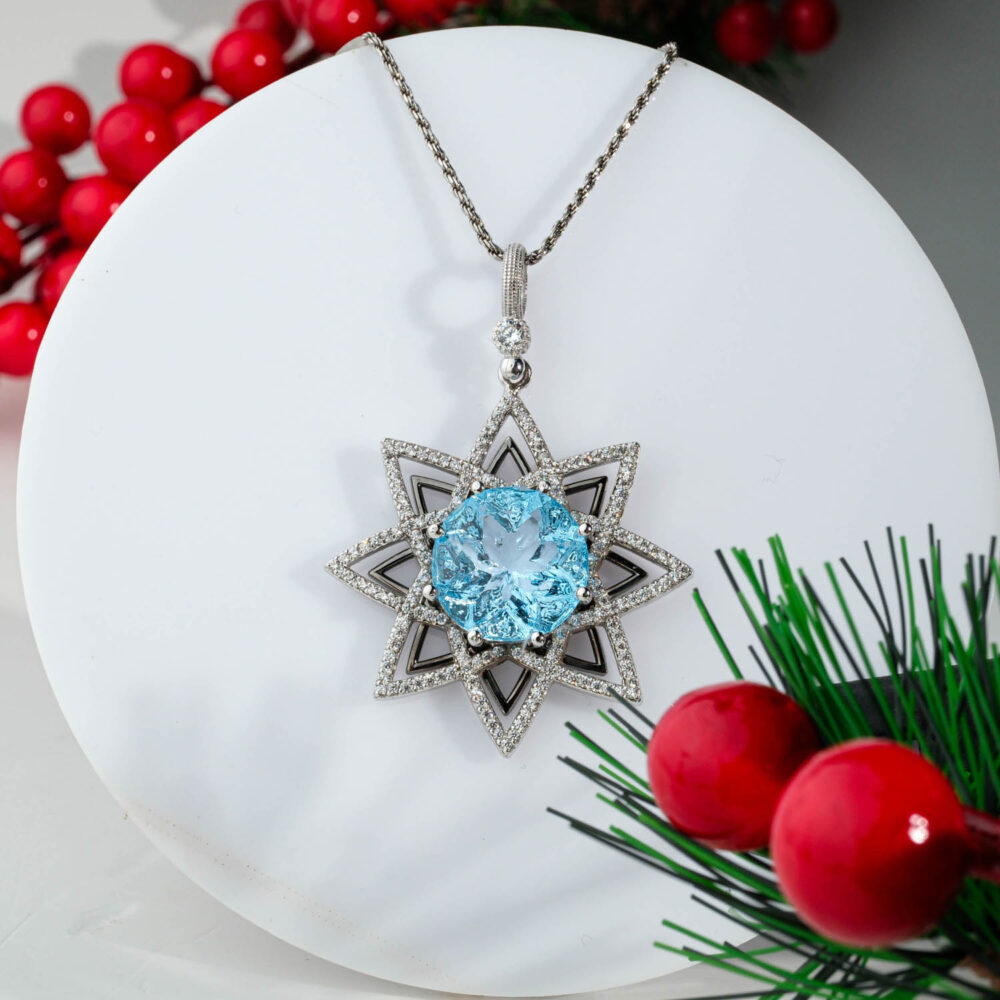 Orijinal Özel Tasarım Vip Blue Topaz Taşı 925 Ayar Gümüş Tasarımlı Lotus Kolye