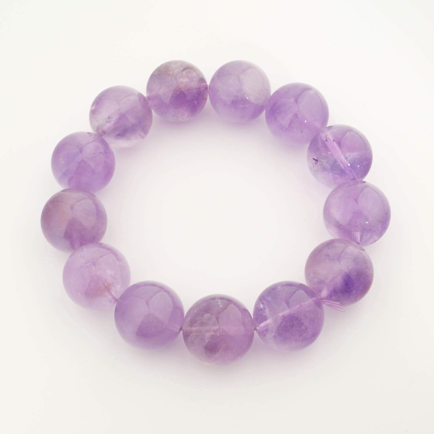 bracelet-pierre-amethyste-lavande-naturelle-originale-5a-18-19mm Bracciale di design ornato con sfere da 18-19mm di gemma di ametista lavanda originale 5A+ con sfumature lilla.