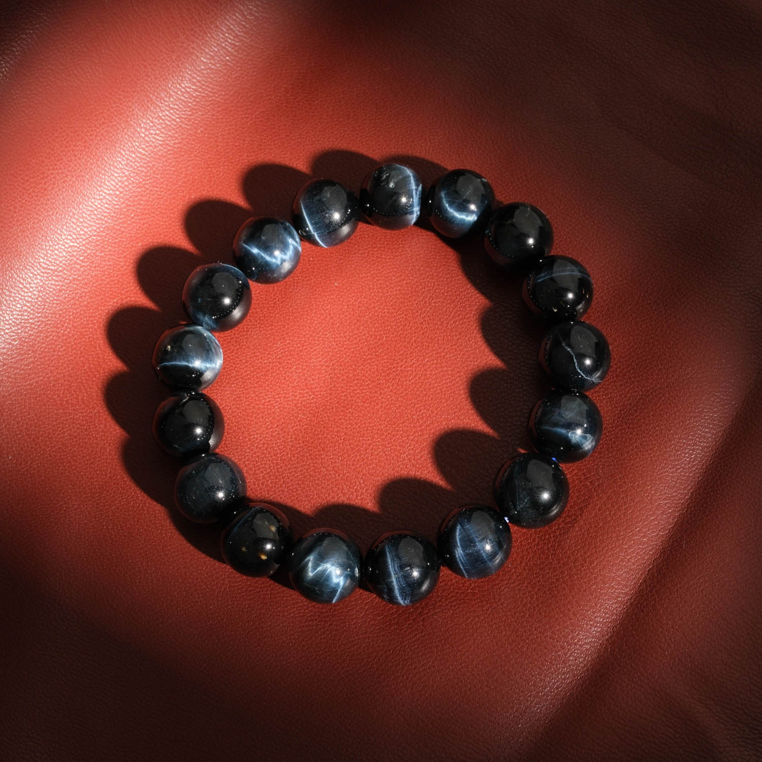original-6a-grade-12-13mm-blue-tigers-eye-gemstone-statement-bracelet Pulsera de diseño para hombre adornada con cuentas de 12-13mm de gema de ojo de tigre azul natural original calidad 6A+.