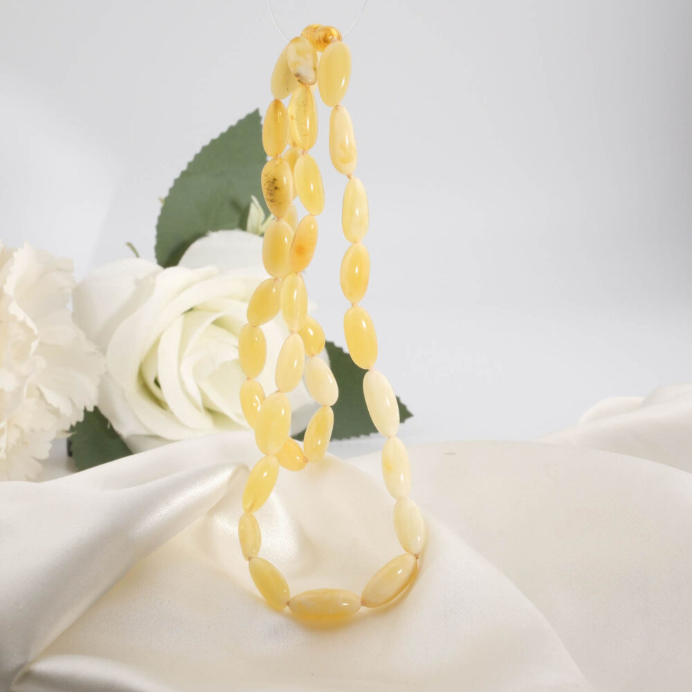 Echter zertifizierter baltischer Bernstein Naturstein Erwachsenen-Kette (12-17g) in Gelb- und Butterscotch-Farbe.