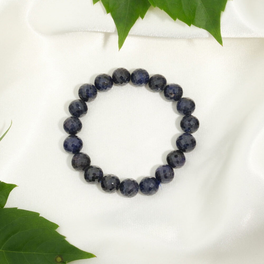 5A+ ekstra kalite 10-11 mm prizmatik faset kesim koyu lacivert safir doğal taş unisex elastik bileklik.