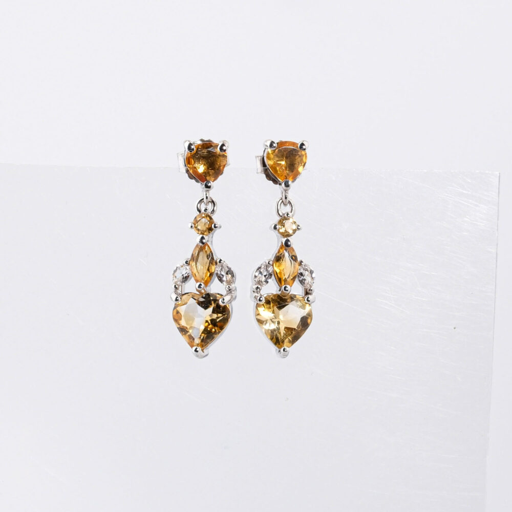 Boucles d'oreilles pendantes en argent 925 avec citrine naturelle originale en forme de cœur et zircons.