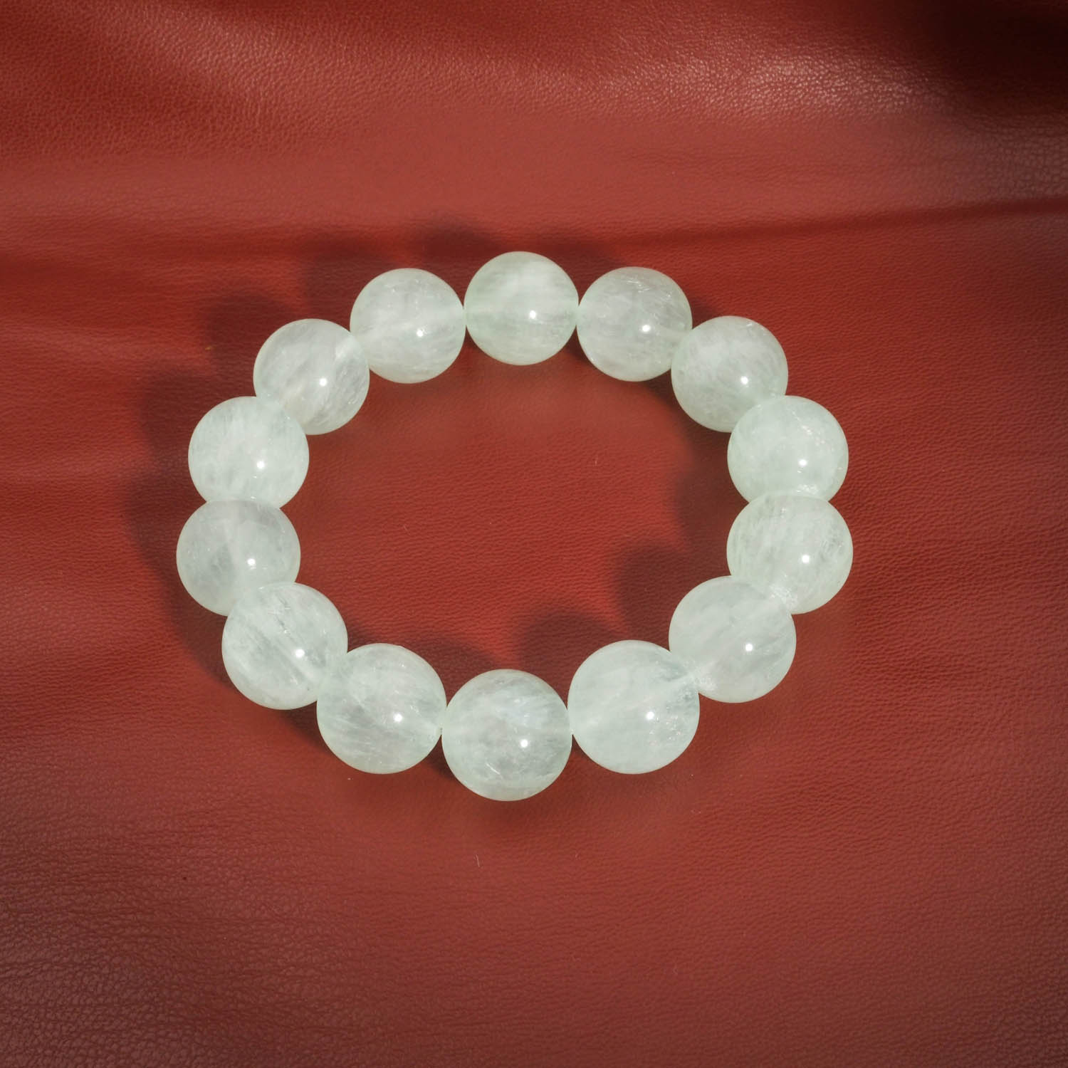 5a-kalite-acik-renk-florit-dogal-tas-iri-taneli-bileklik-16-17mm Orijinal 5A+ kalite doğal açık yeşil nane florit taşı 16-17mm iri küre kesim dizi bileklik.
